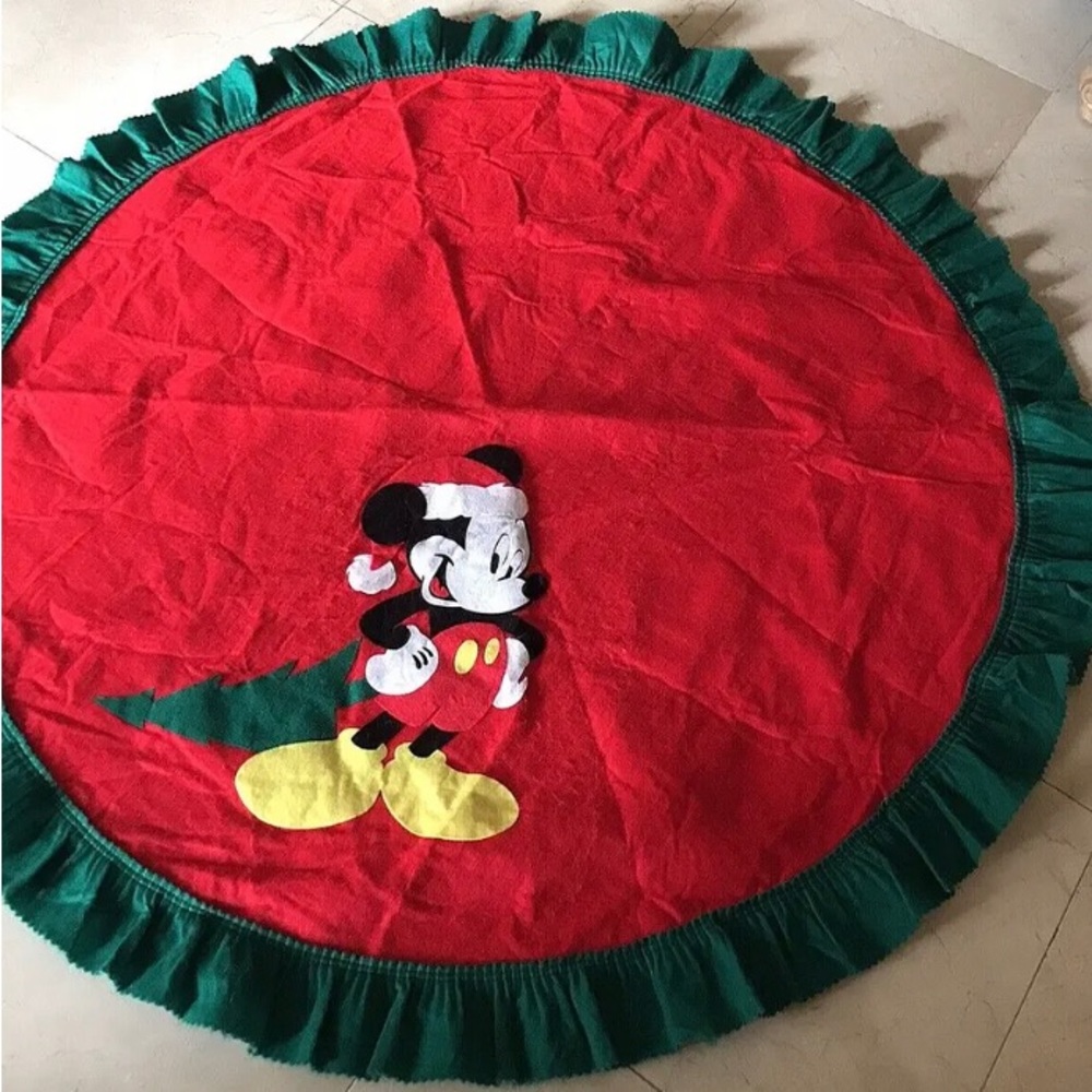 Vintage CHRISTMAS Disney Tree Skirt Santa Mickey Mouse with Tree Felt 56”